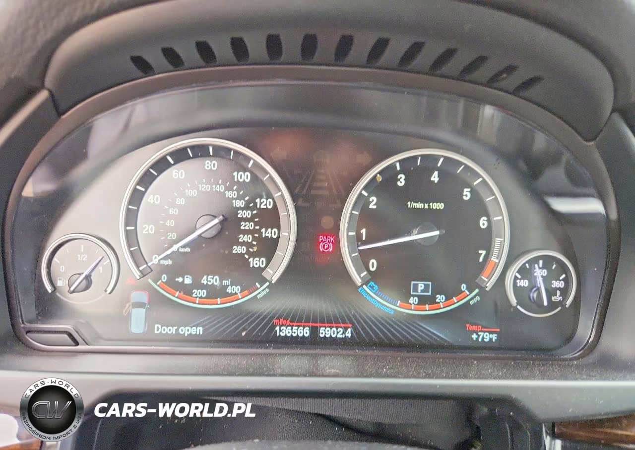2015 BMW X5 xDrive35I VIN:5UXKR0C5XF0K59642 - 9