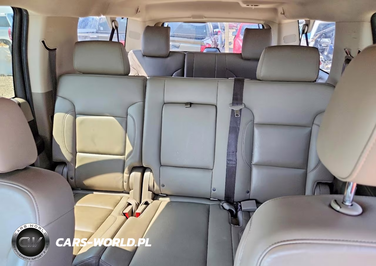 2019 Chevrolet Suburban C1500 Lt VIN:1GNSCHKC4KR265760 - 10
