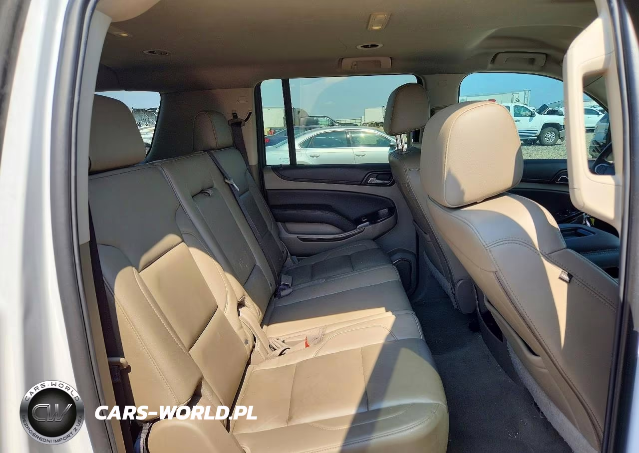 2019 Chevrolet Suburban C1500 Lt VIN:1GNSCHKC4KR265760 - 11