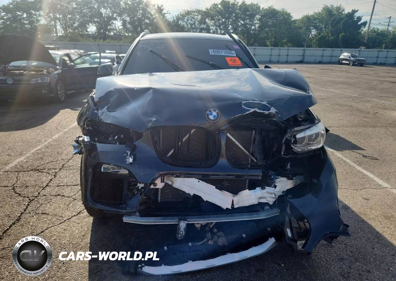 2018 BMW X3 xDrive30I VIN:5UXTR9C50JLC82558 - 5
