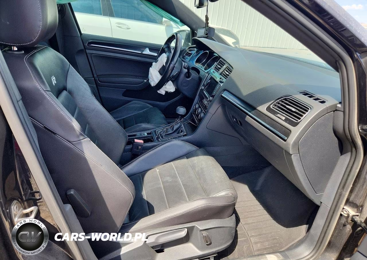 2015 Volkswagen Golf R VIN:WVWLF7AU3FW217795 - 13