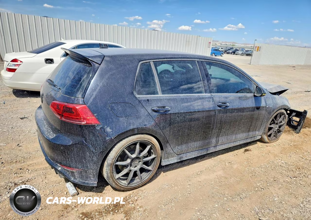 2015 Volkswagen Golf R VIN:WVWLF7AU3FW217795 - 3
