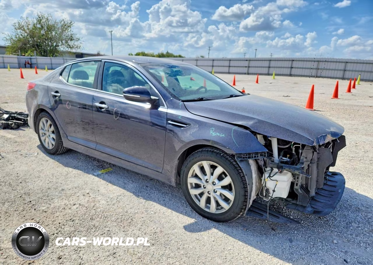2015 Kia Optima VIN:5XXGN4A76FG438077 - 4