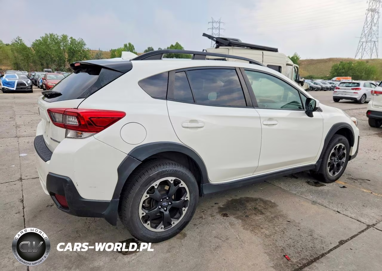 2021 Subaru Crosstrek Premium VIN:JF2GTAPC5M8668073 - 3