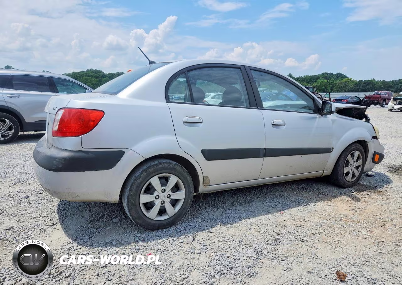2008 Kia Rio VIN:KNADE123486327698 - 3