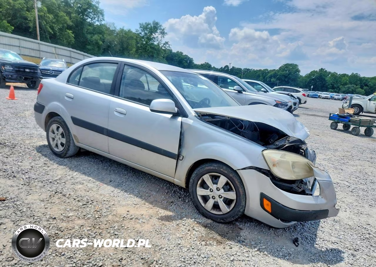 2008 Kia Rio VIN:KNADE123486327698 - 4