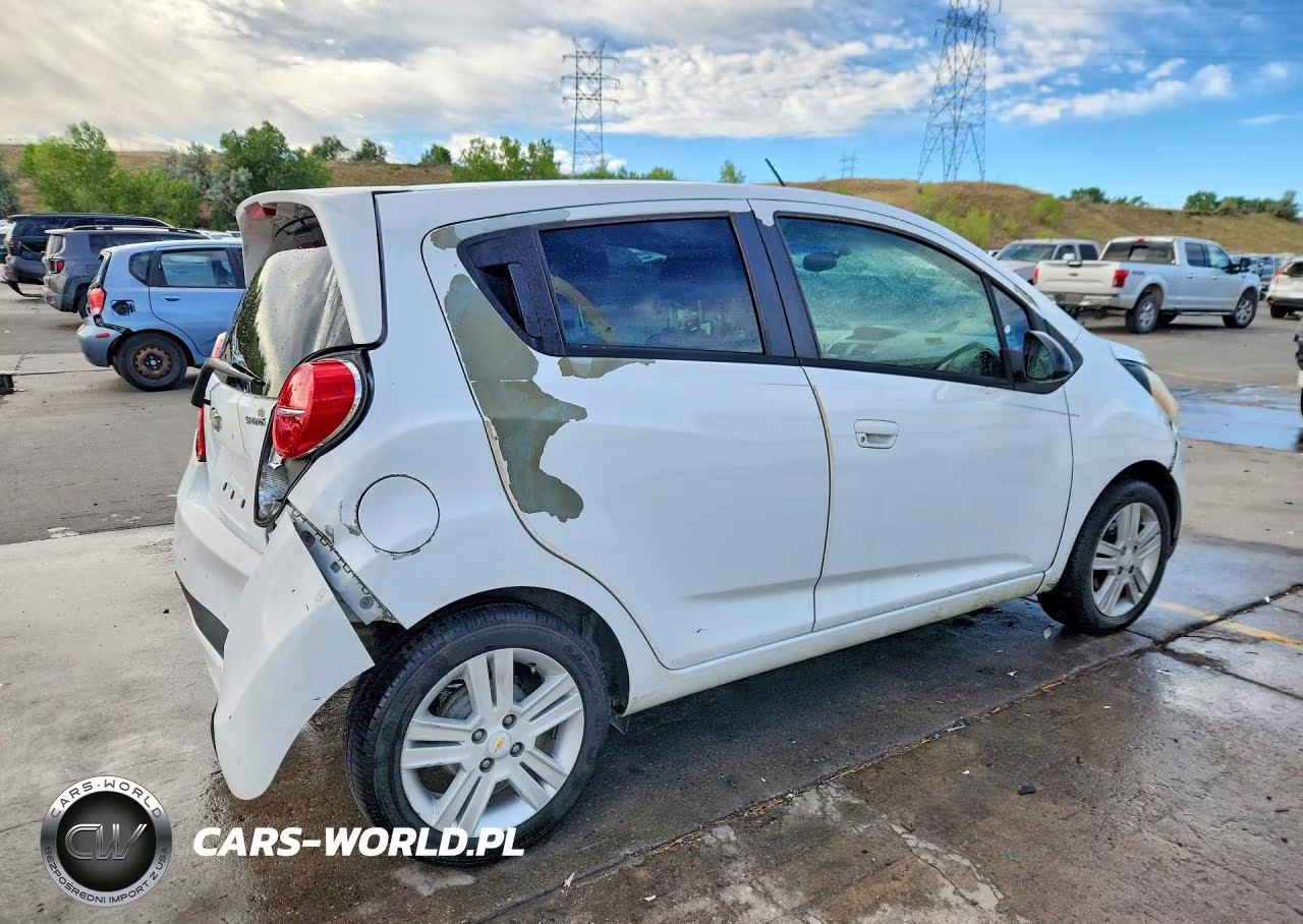2013 Chevrolet Spark VIN:KL8CD6S95DC567530 - 3