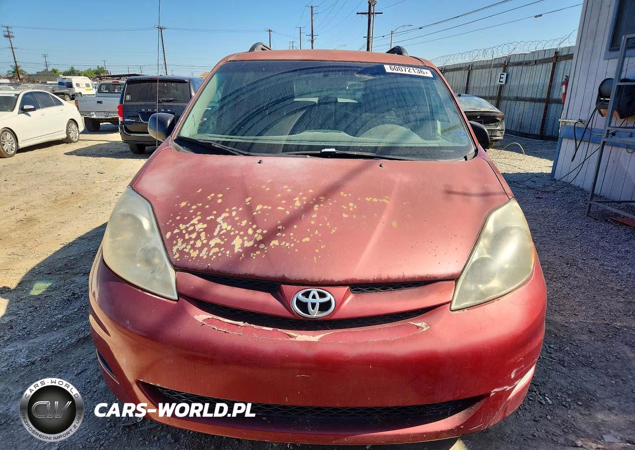2009 Toyota Sienna Le 8-Passenger VIN:5TDZK23C49S249608 - 5