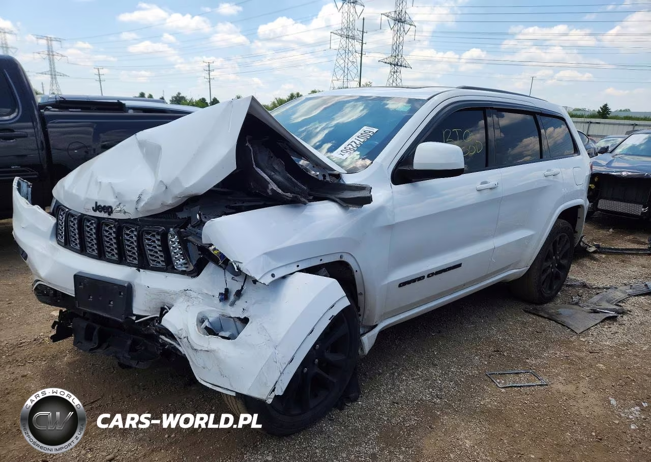 2021 Jeep Grand Cherokee Laredo VIN:1C4RJFAG2MC632733 - 1