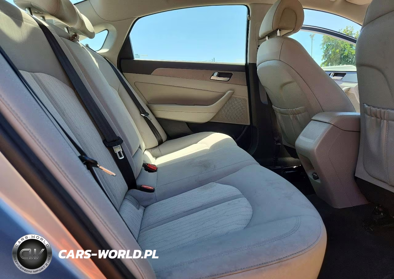 2016 Hyundai Sonata Hybrid Se VIN:KMHE24L10GA011804 - 10