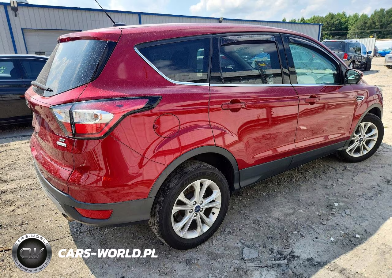 2017 Ford Escape Se VIN:1FMCU0GDXHUF03013 - 3