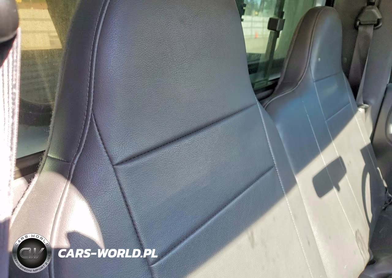 2003 Mazda B2300 VIN:4F4YR12D73TM16782 - 10