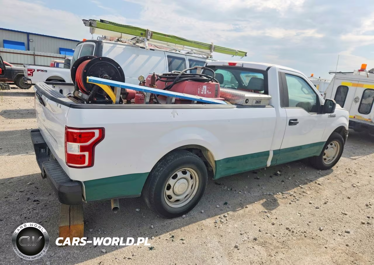 2018 Ford F150 VIN:1FTMF1CBXJKC39533 - 3