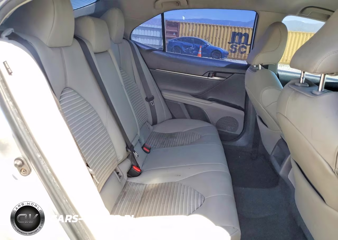 2019 Toyota Camry Se VIN:4T1B11HK9KU247977 - 10