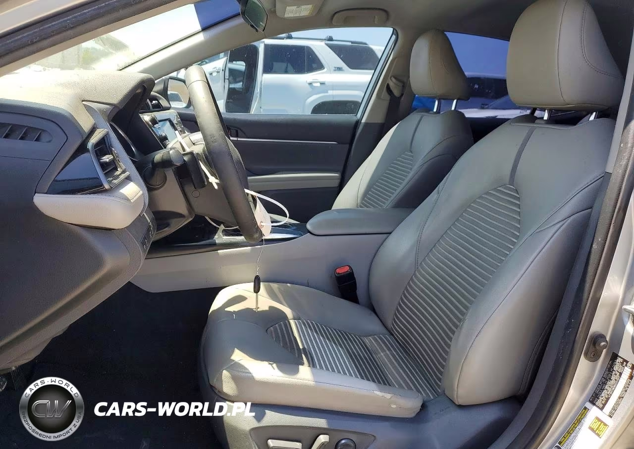 2019 Toyota Camry Se VIN:4T1B11HK9KU247977 - 7