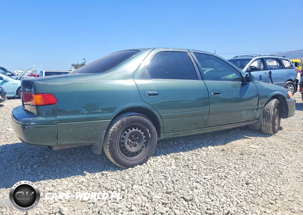 2001 Toyota Camry Le VIN:JT2BG22K410606099 - 3