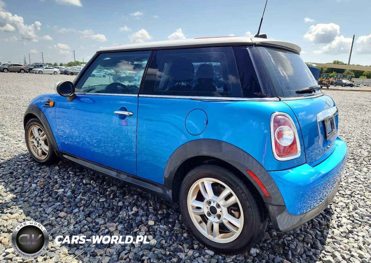 2011 Mini Cooper VIN:WMWSU3C50BT251105 - 2