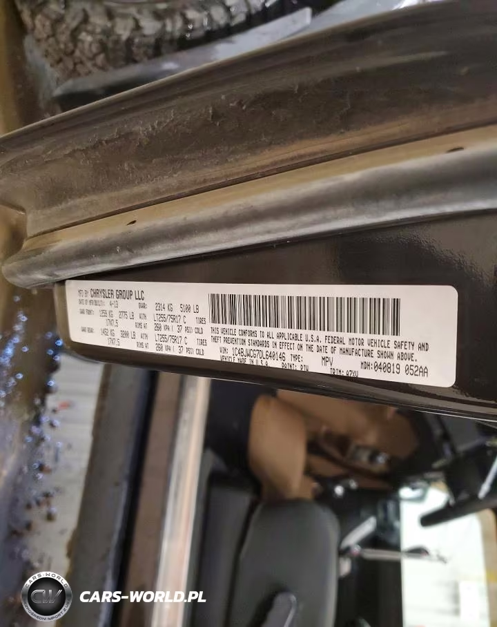 2013 Jeep Wrangler Rubicon VIN:1C4BJWCG7DL640146 - 13