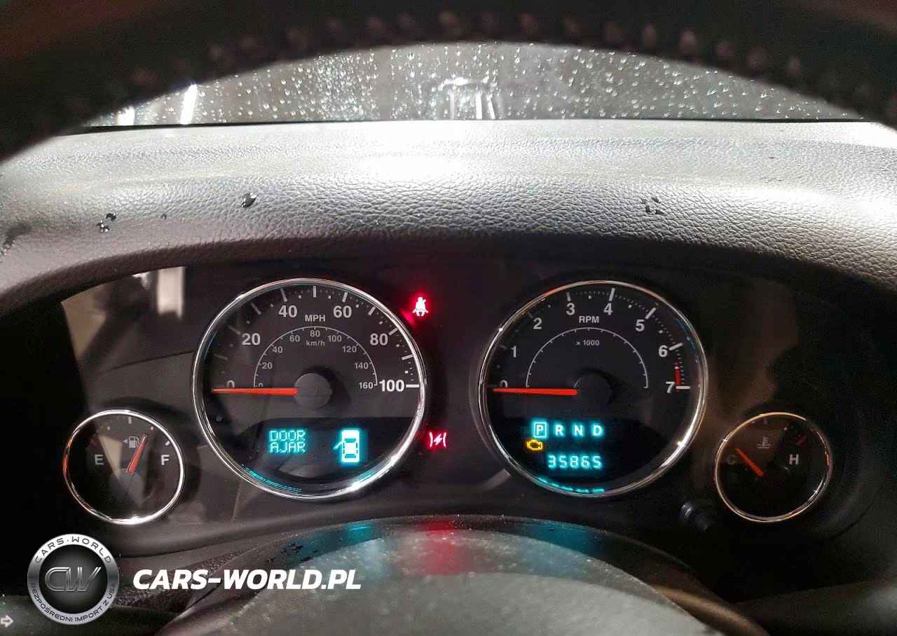 2013 Jeep Wrangler Rubicon VIN:1C4BJWCG7DL640146 - 9