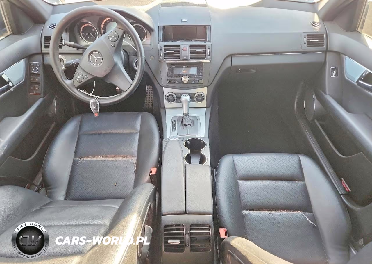 2010 Mercedes-Benz C 300 VIN:WDDGF5EB8AF439388 - 8