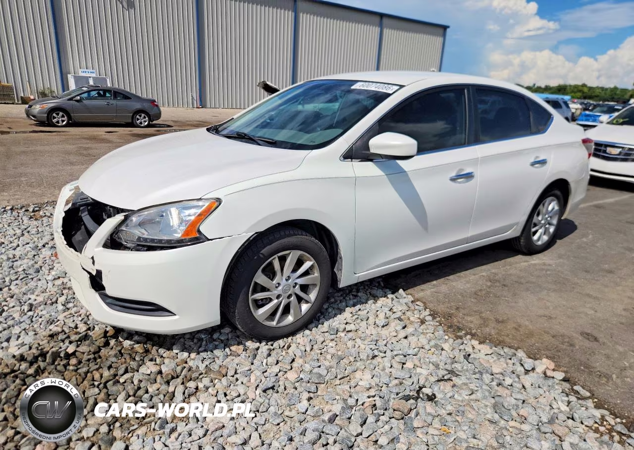 2013 Nissan Sentra S – zdjęcie 1 z 12