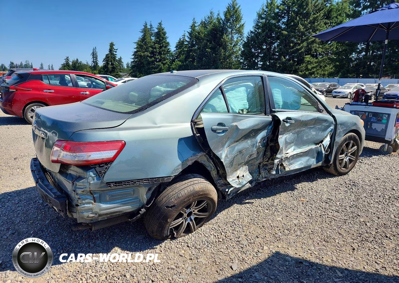 2011 Toyota Camry Le VIN:4T1BF3EK4BU730925 - 3