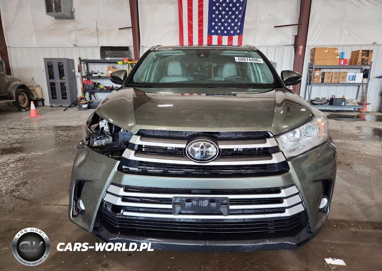 2019 Toyota Highlander Xle VIN:5TDJZRFH7KS979592 - 5