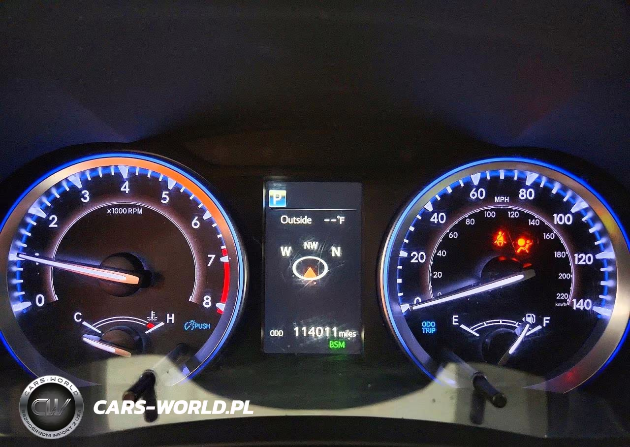 2019 Toyota Highlander Xle VIN:5TDJZRFH7KS979592 - 9