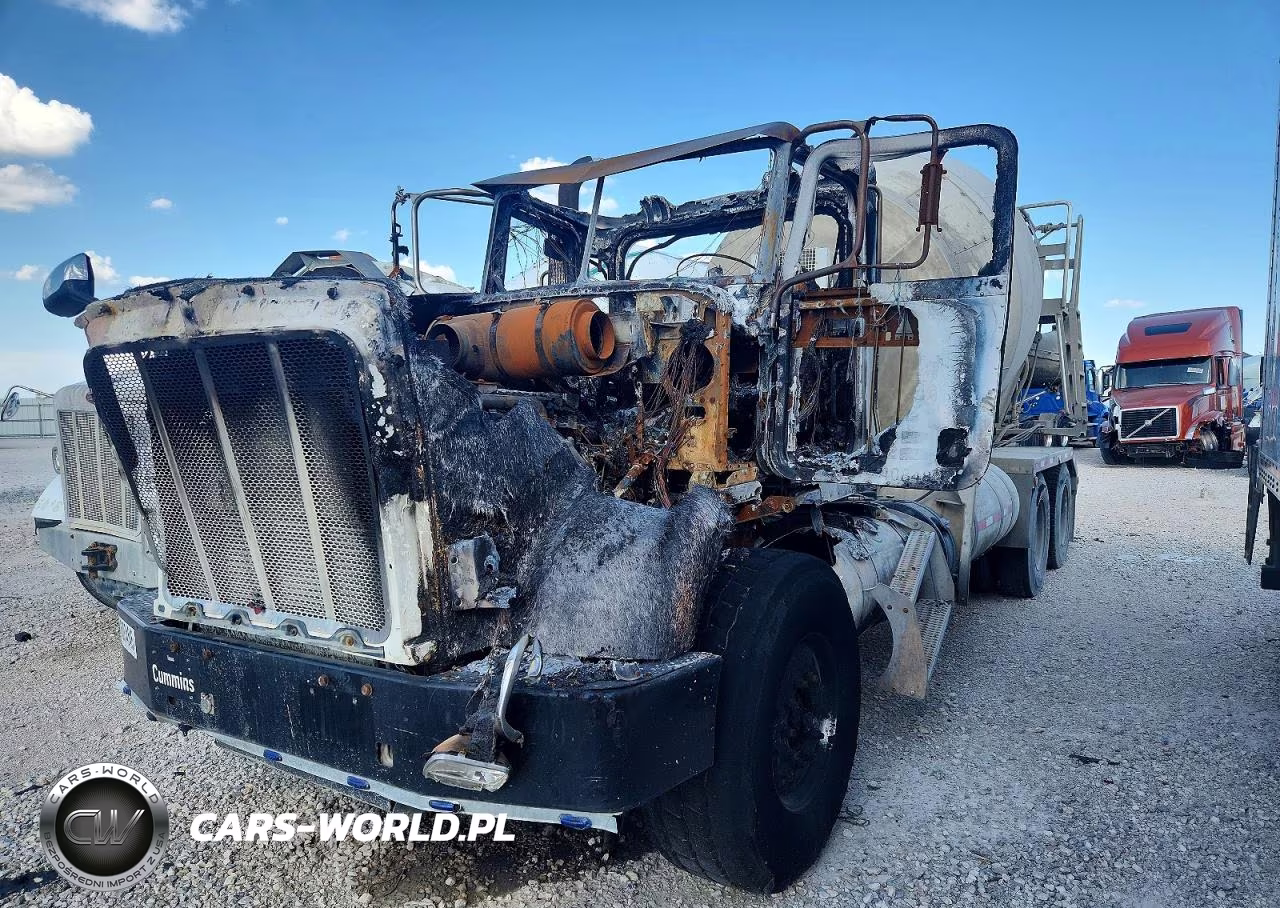 2013 Peterbilt 365 VIN:1NPSL70X8DD174895 - 2