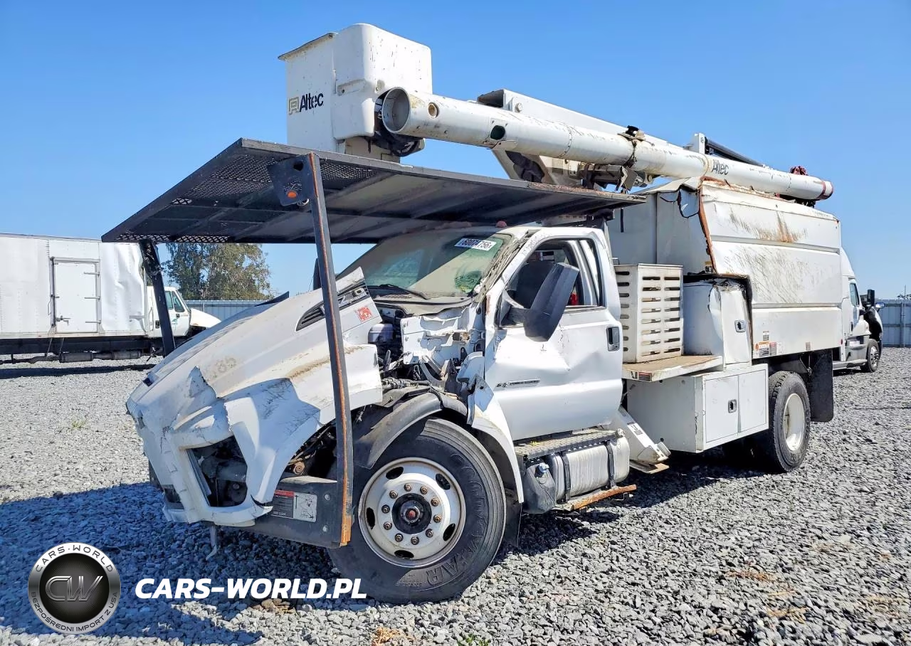 2022 Ford F750 Super Duty Forestry Bucket Truck