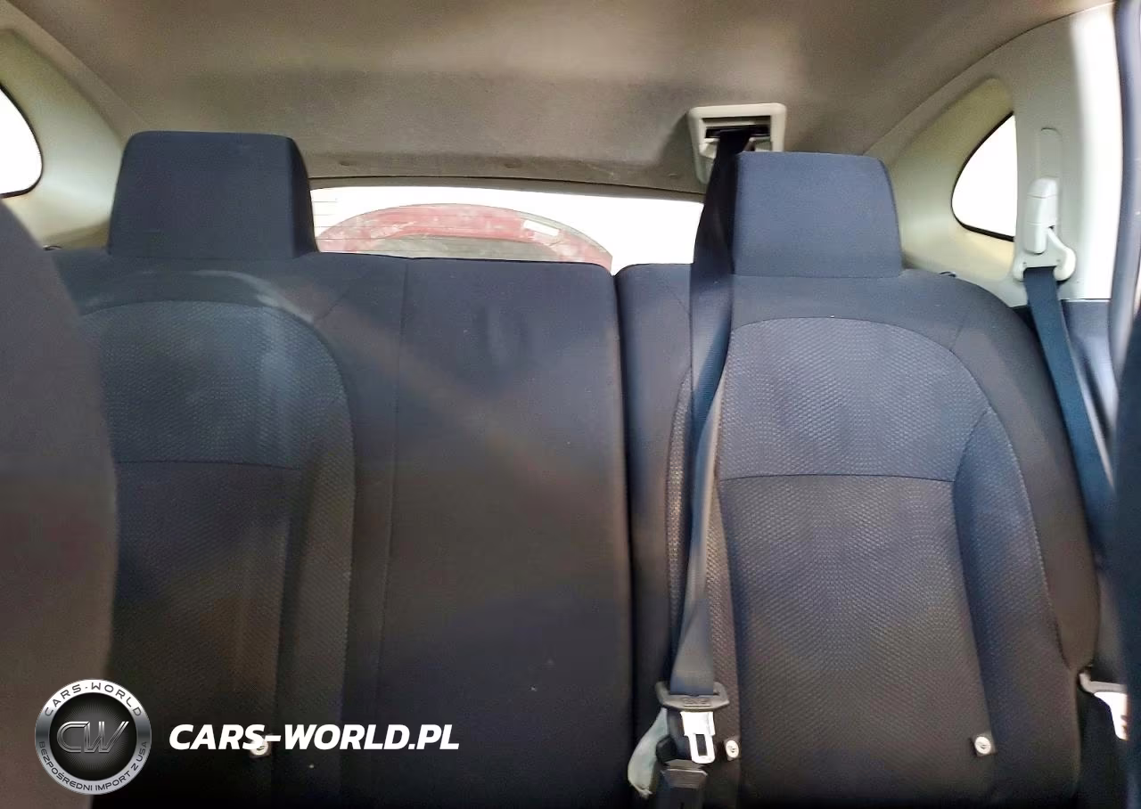 2015 Nissan Rogue Select S VIN:JN8AS5MV3FW755574 - 10