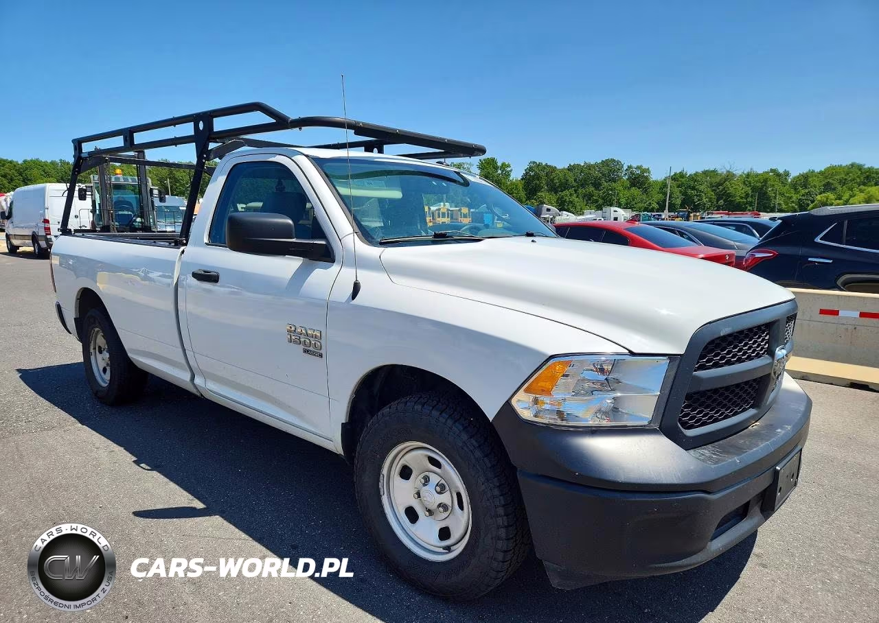 2019 Ram 1500 Classic Tradesman VIN:3C6JR6DG5KG644961 - 4