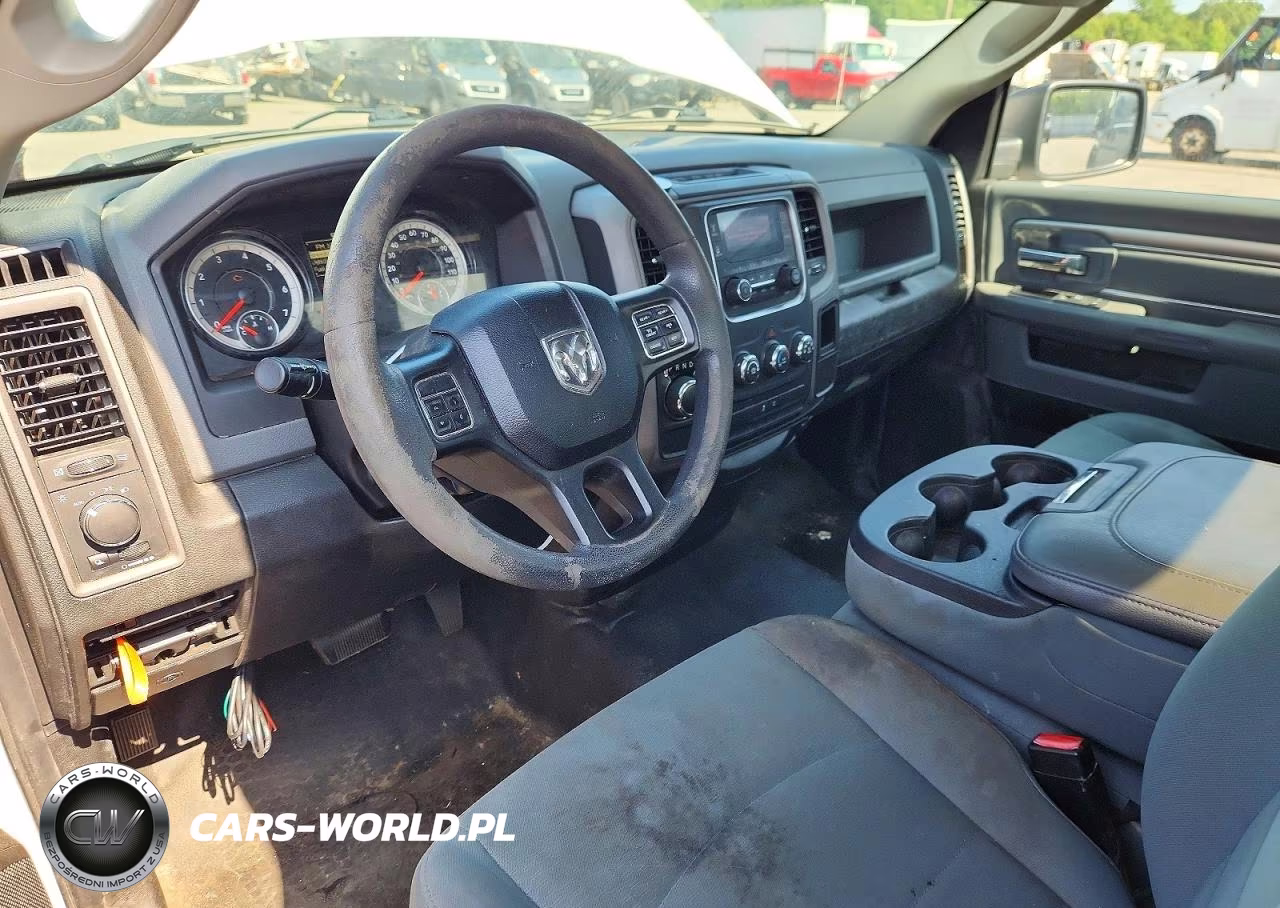 2019 Ram 1500 Classic Tradesman VIN:3C6JR6DG5KG644961 - 8