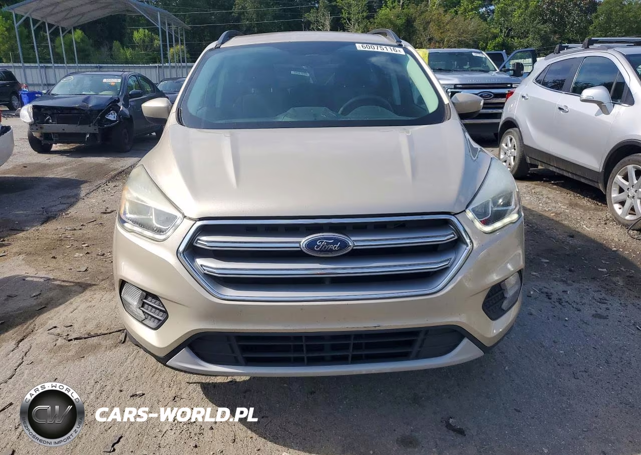 2017 Ford Escape Se VIN:1FMCU0GD0HUD26634 - 5