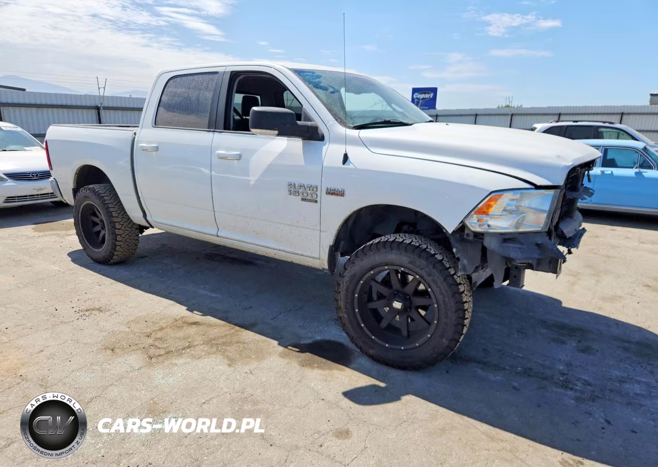 2019 Ram 1500 Classic Slt VIN:1C6RR7LT5KS708027 - 4