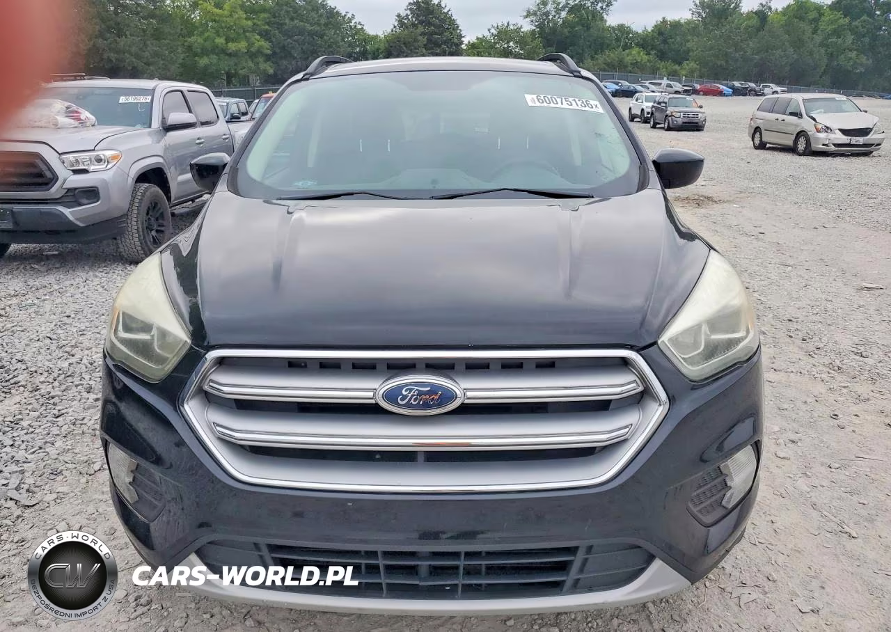 2017 Ford Escape Se VIN:1FMCU9GDXHUA47910 - 5