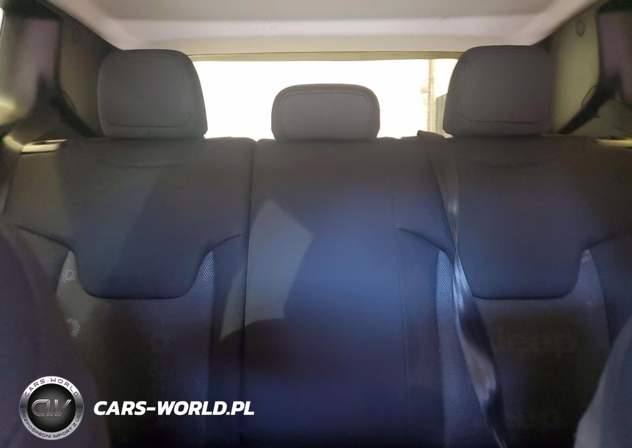2015 Jeep Renegade Latitude VIN:ZACCJBBT7FPC33034 - 10