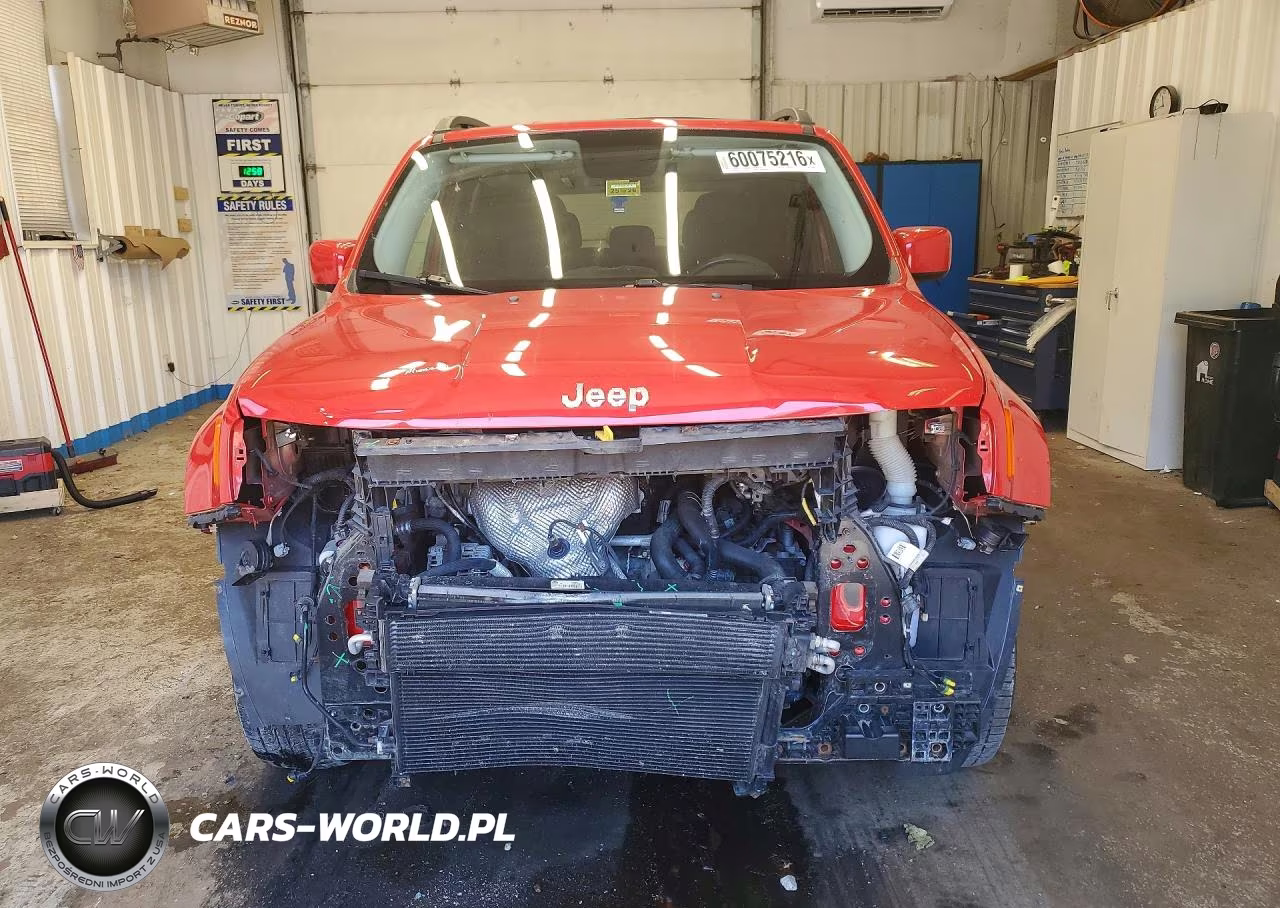 2015 Jeep Renegade Latitude VIN:ZACCJBBT7FPC33034 - 5