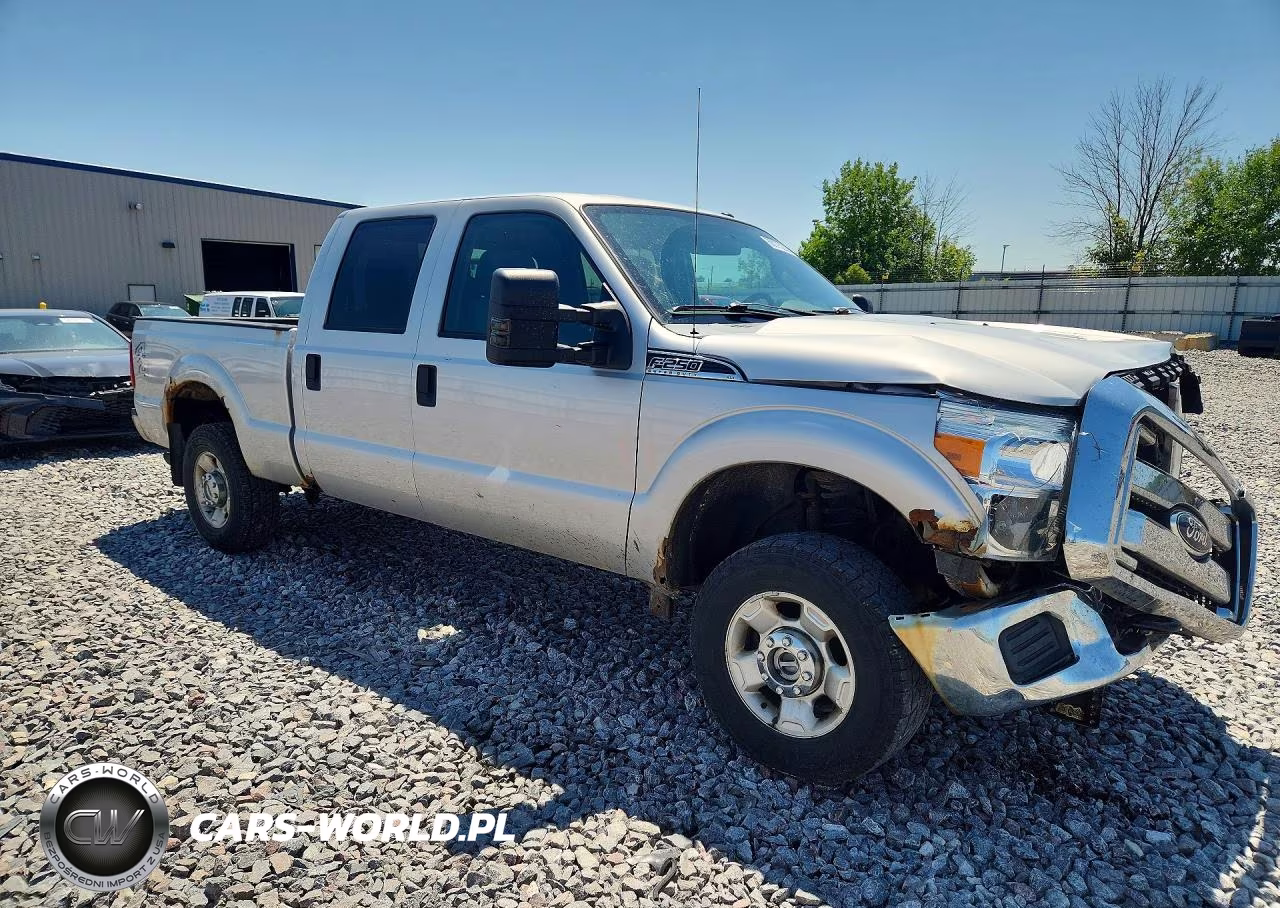 2012 Ford F250 Super Duty VIN:1FT7W2B6XCEA30544 - 4