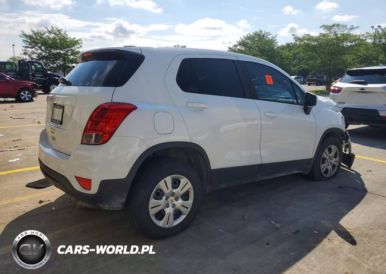 2018 Chevrolet Trax Ls VIN:KL7CJKSB2JB548184 - 3