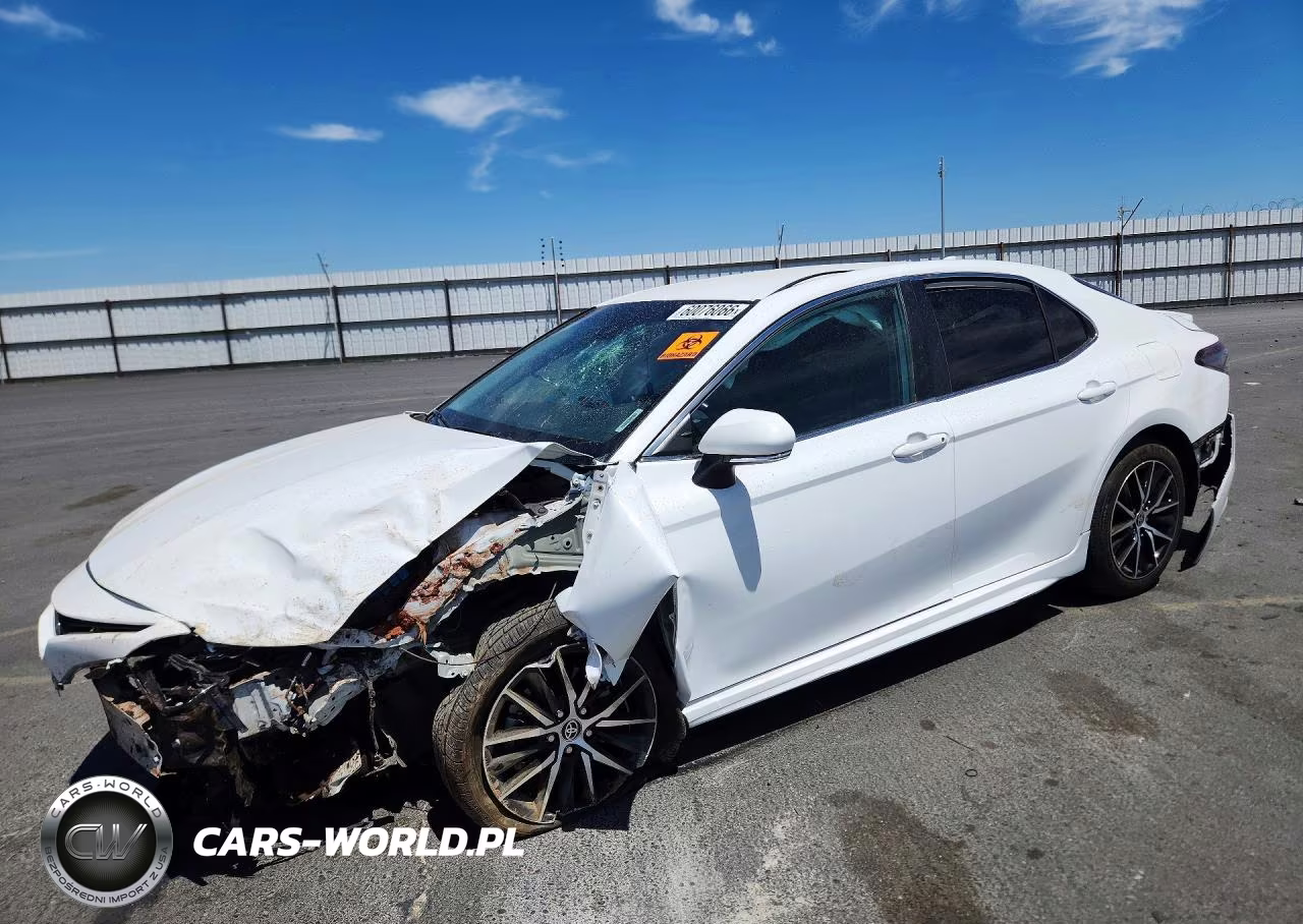 2024 Toyota Camry Se – zdjęcie 1 z 12