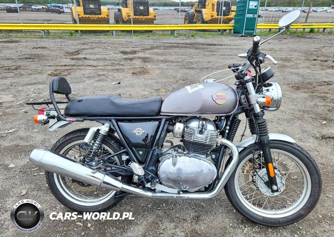 2021 Royal Enfield Motors Int 650 – zdjęcie 1 z 9