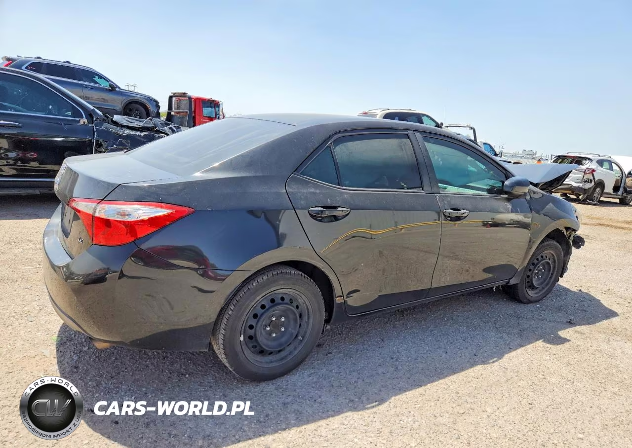2016 Toyota Corolla Le VIN:5YFBURHE5GP525704 - 3