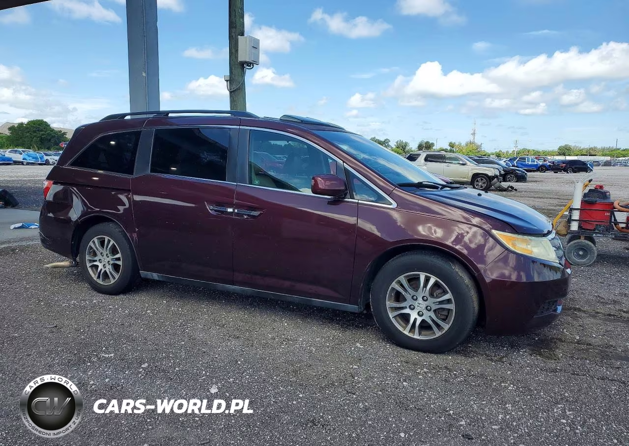 2011 Honda Odyssey Exl VIN:5FNRL5H61BB009153 - 4