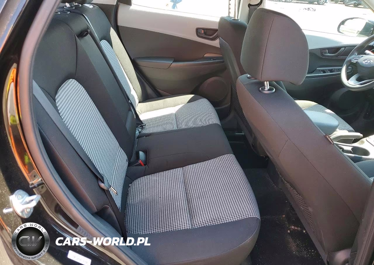 2021 Hyundai Kona Se VIN:KM8K1CAA5MU745948 - 10