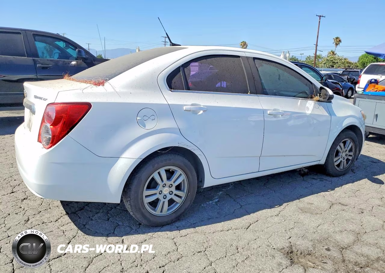 2014 Chevrolet Sonic Lt VIN:1G1JC5SHXE4233453 - 3