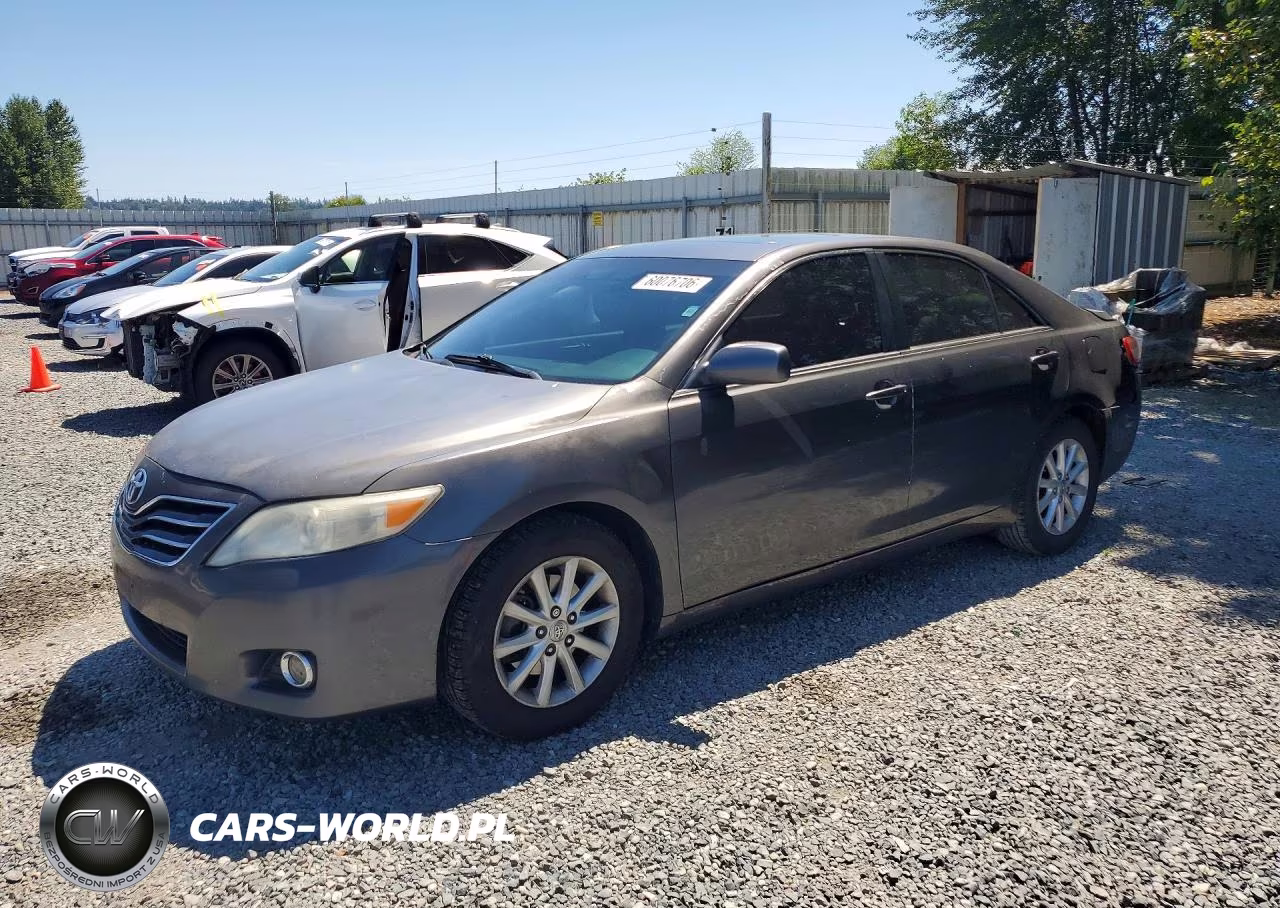 2011 Toyota Camry Xle – zdjęcie 1 z 13