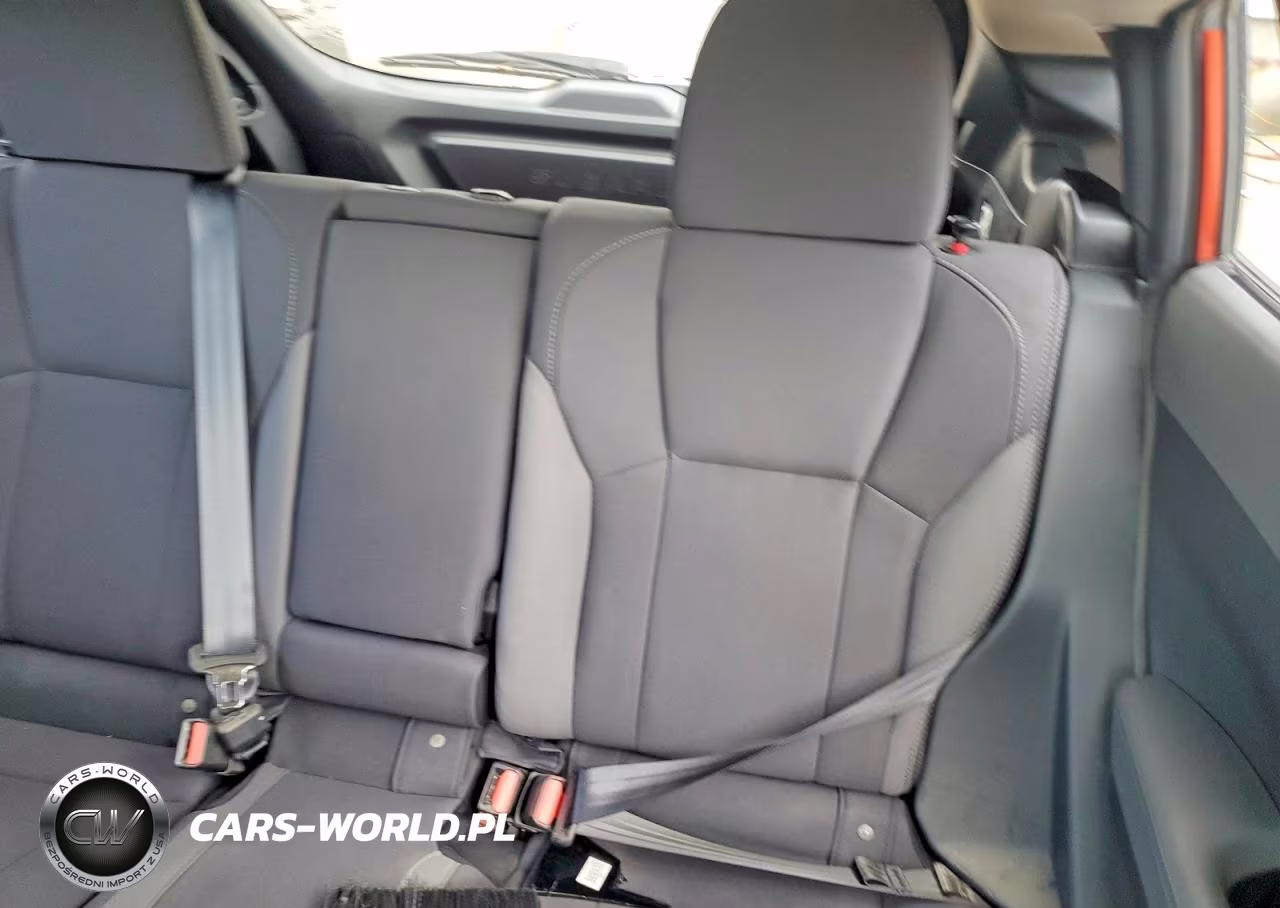 2025 Subaru Crosstrek Premium VIN:JF2GUHDC0SH286153 - 10