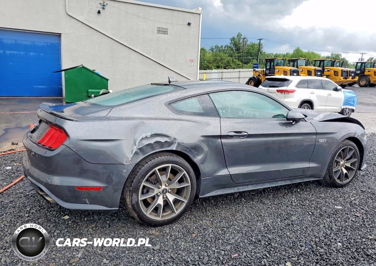 2020 Ford Mustang VIN:1FA6P8TD7L5190508 - 3