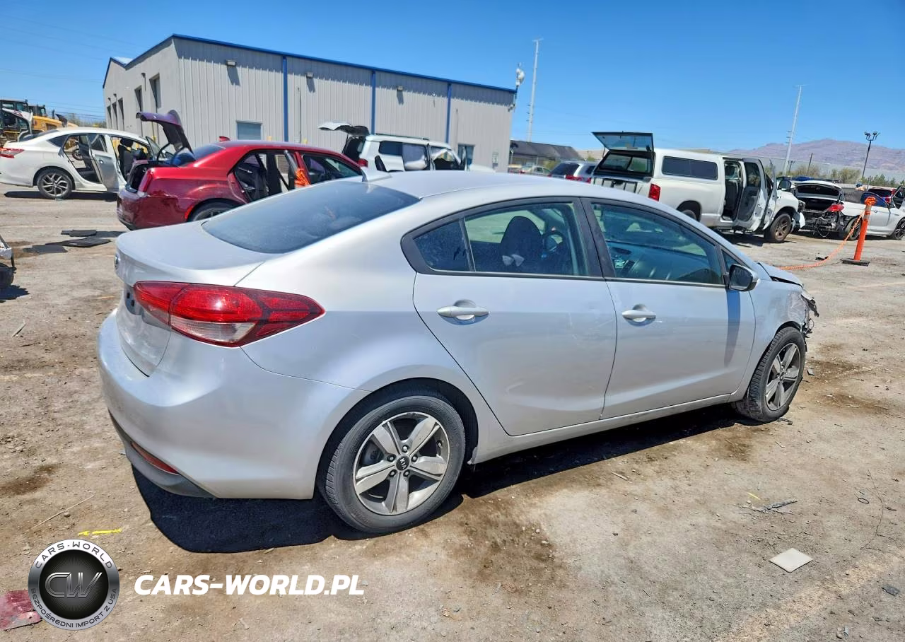 2018 Kia Forte Lx VIN:3KPFL4A71JE167318 - 3
